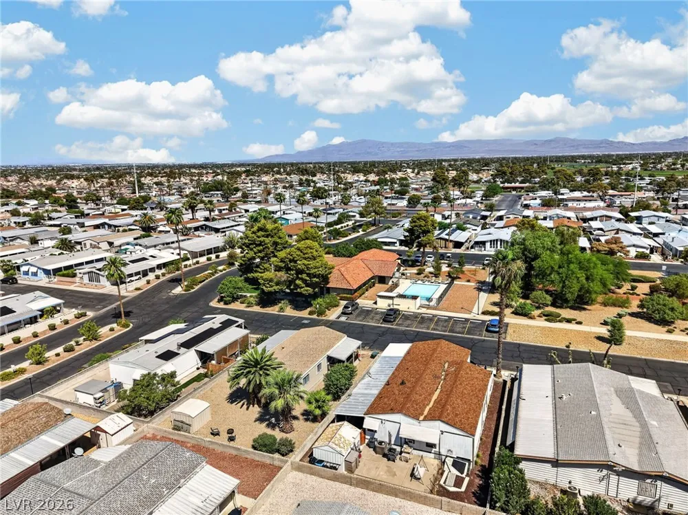 5525 Tres Piedras Road Las Vegas, NV 89122