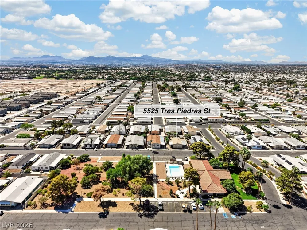 5525 Tres Piedras Road Las Vegas, NV 89122