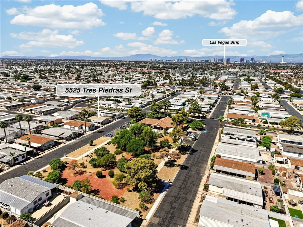 5525 Tres Piedras Road Las Vegas, NV 89122