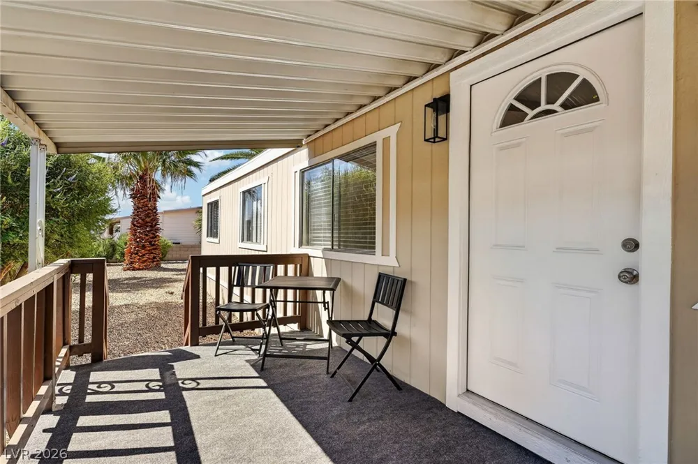 5525 Tres Piedras Road Las Vegas, NV 89122