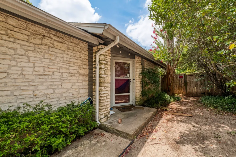 11116 Wandering Way Austin, TX 78754