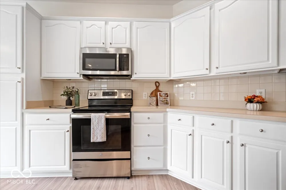 9969 Southwind Drive Indianapolis, IN 46256