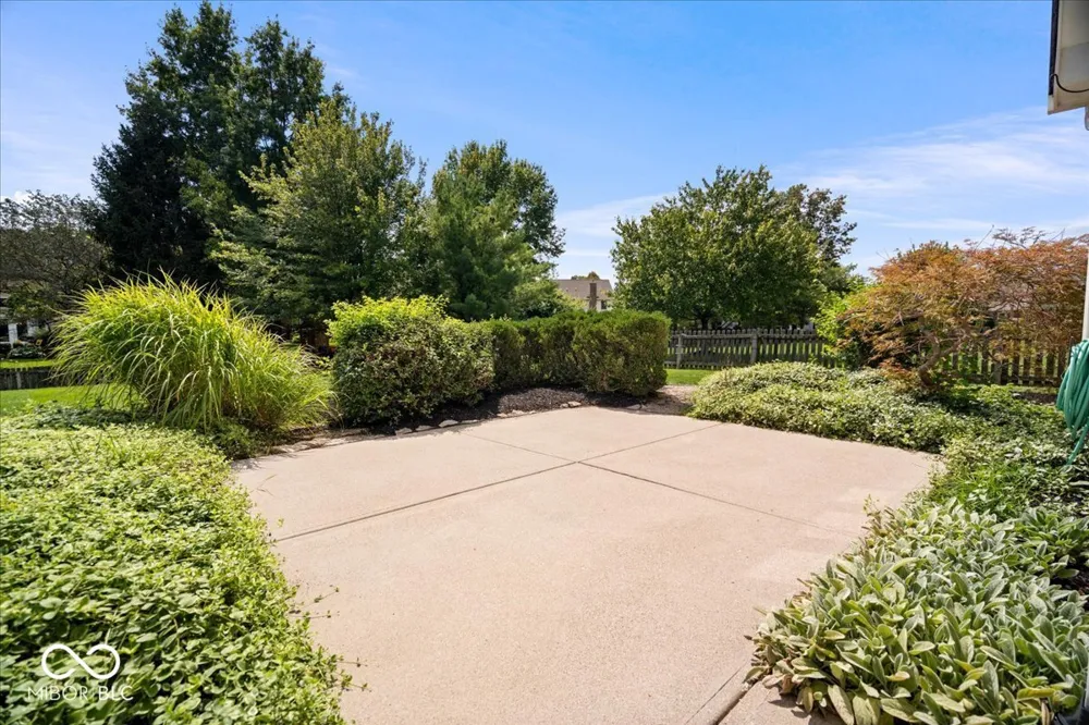 9969 Southwind Drive Indianapolis, IN 46256