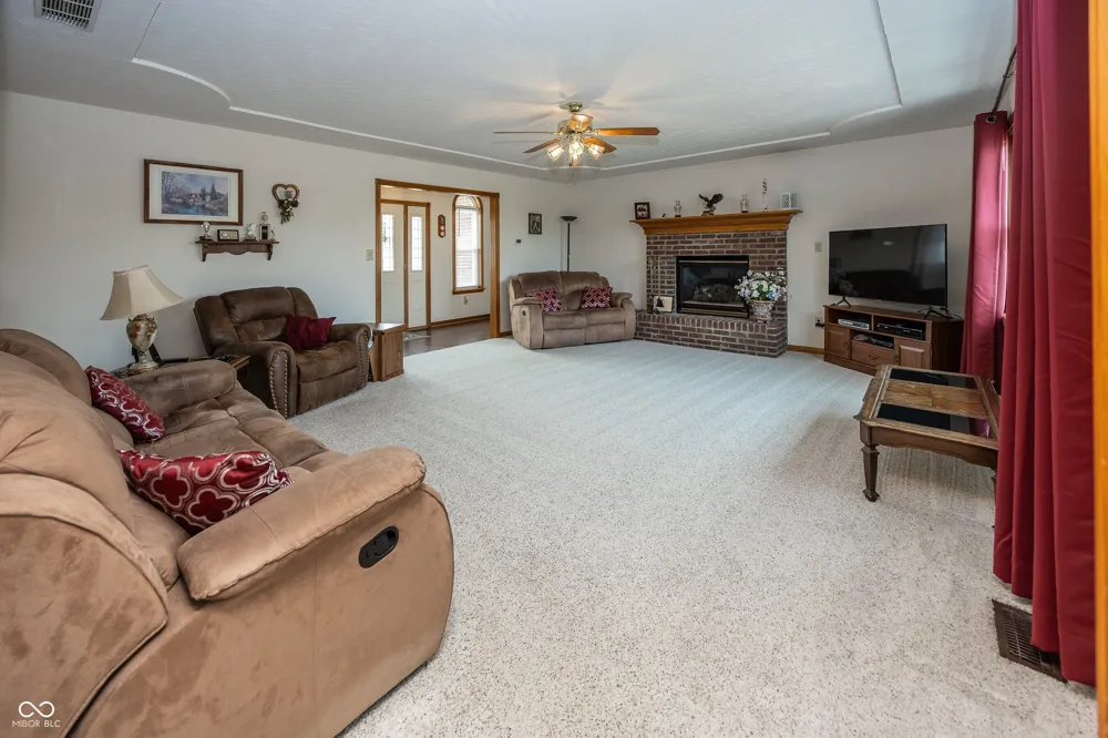1620 Westfield Court Greenfield, IN 46140