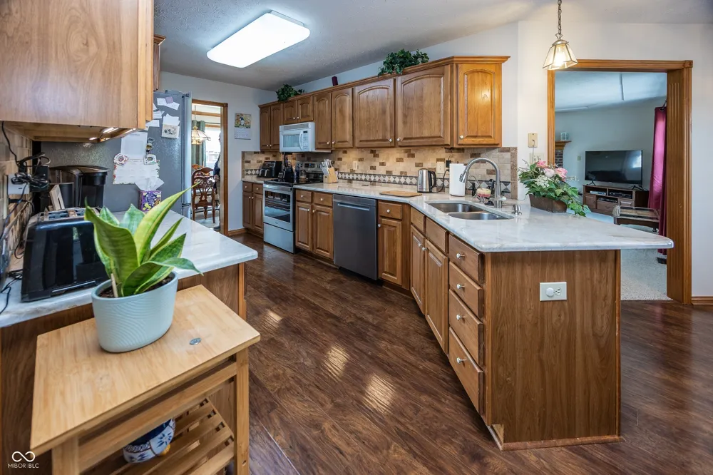1620 Westfield Court Greenfield, IN 46140