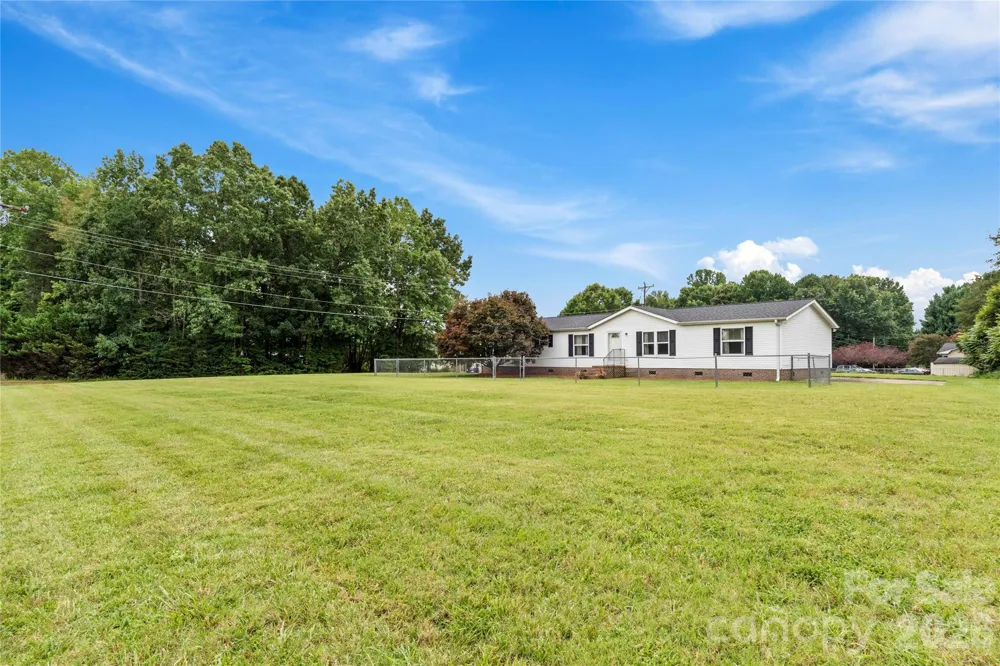 2167 US Highway 64 W Mocksville, NC 27028