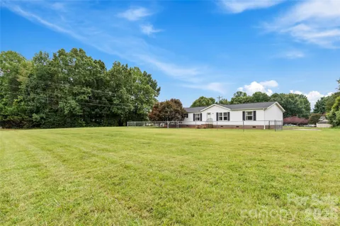 2167 US Highway 64 W