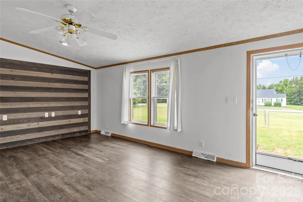 2167 US Highway 64 W Mocksville, NC 27028