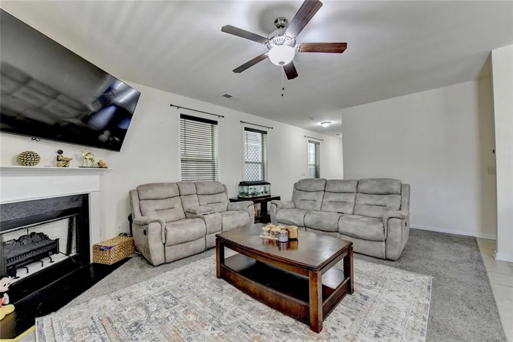 156 Staley Dr Tucker, GA 30084