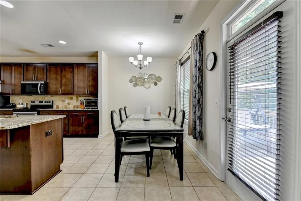 156 Staley Dr Tucker, GA 30084
