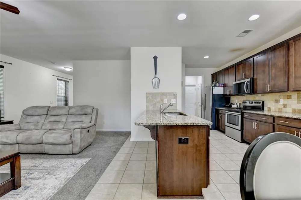 156 Staley Dr Tucker, GA 30084
