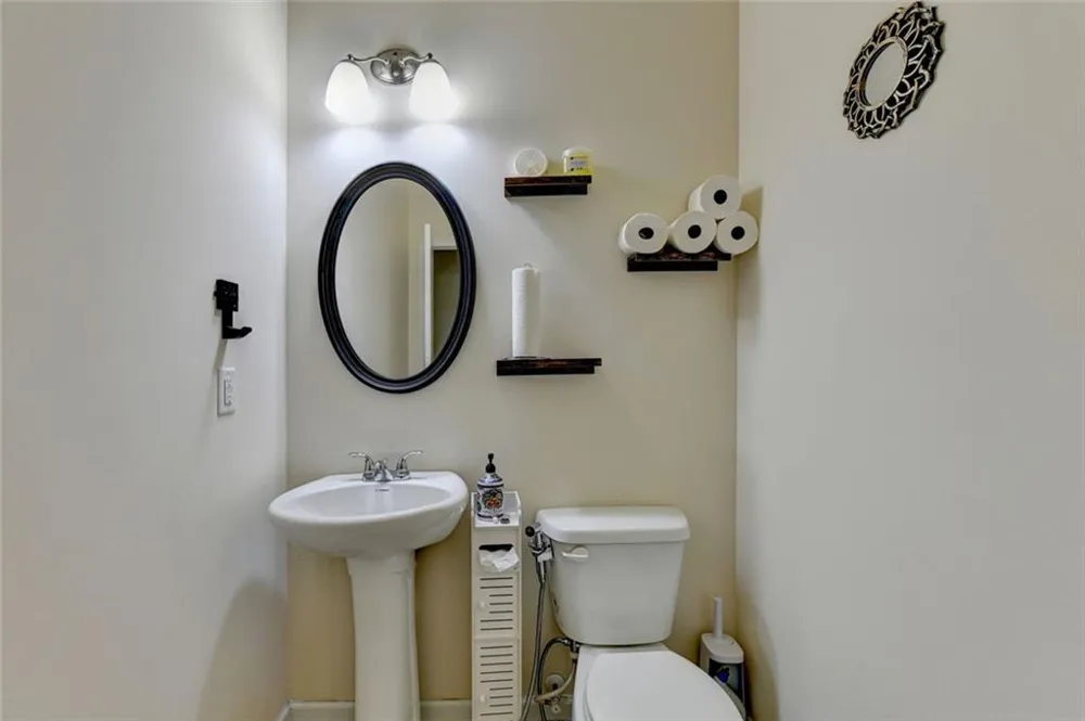 156 Staley Dr Tucker, GA 30084