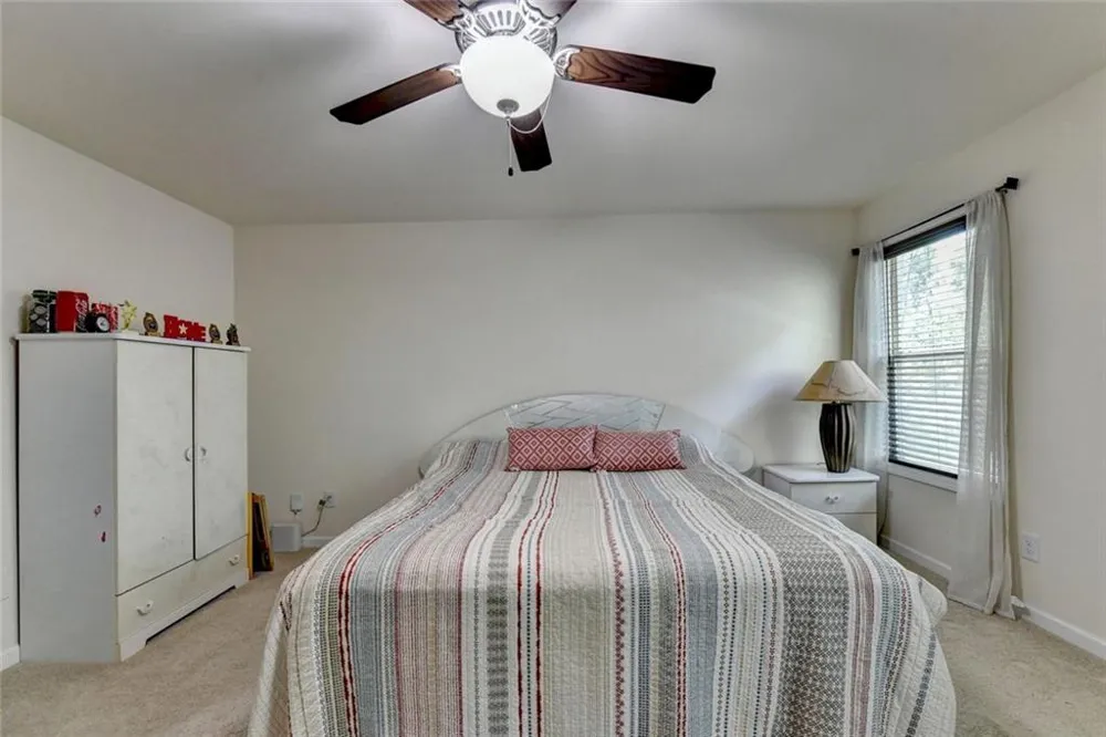 156 Staley Dr Tucker, GA 30084