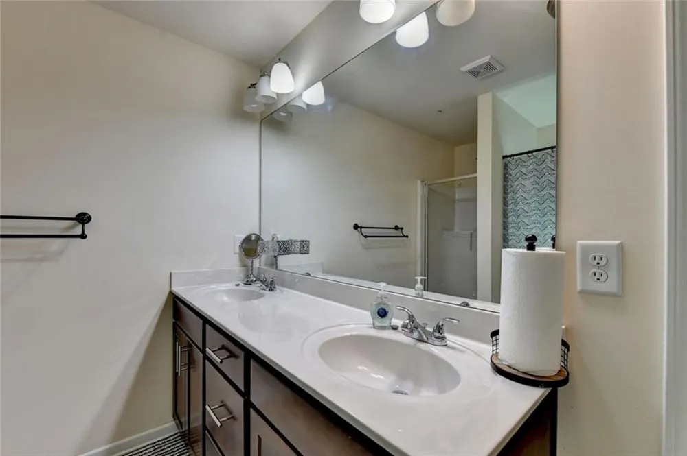 156 Staley Dr Tucker, GA 30084