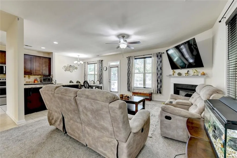 156 Staley Dr Tucker, GA 30084