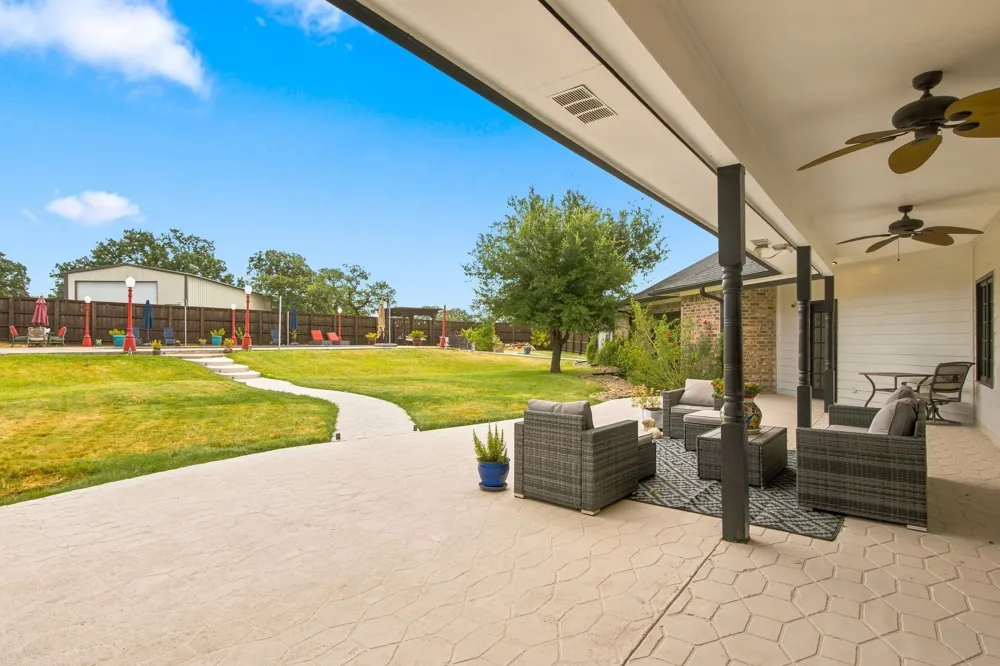 138 Green Oaks Drive Bartonville, TX 76226