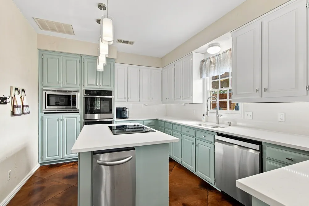138 Green Oaks Drive Bartonville, TX 76226