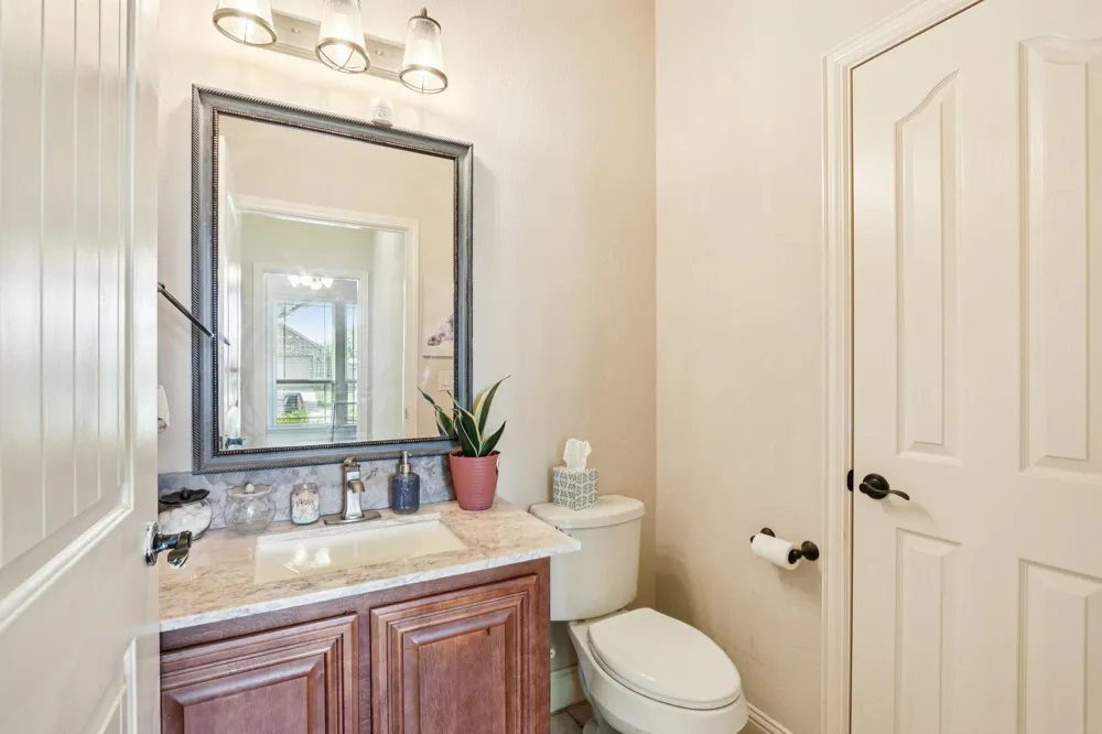 8308 Spitfire Trail Aubrey, TX 76227