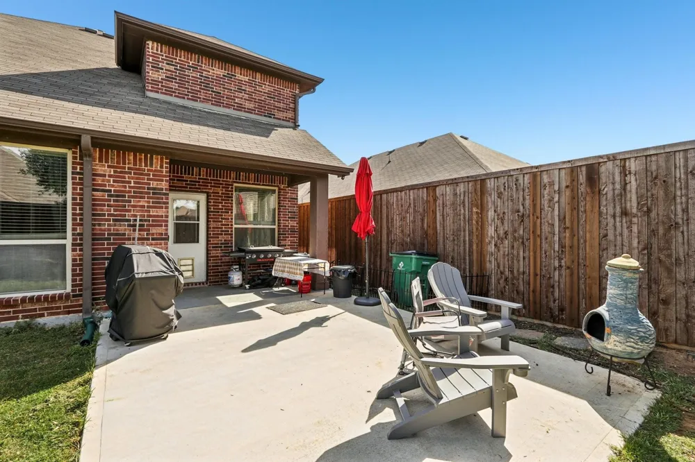 8308 Spitfire Trail Aubrey, TX 76227