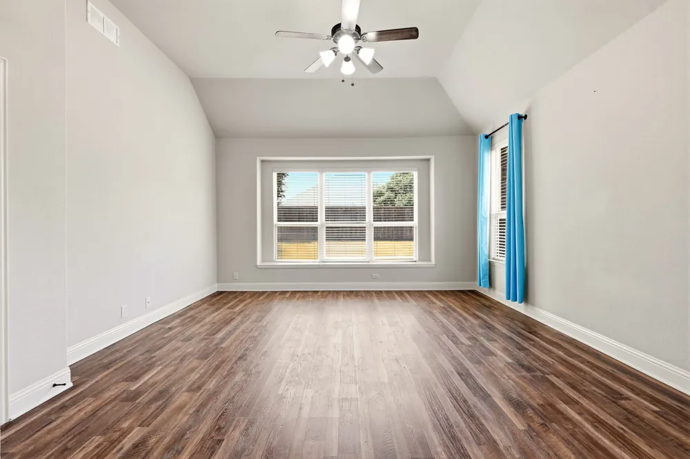 8308 Spitfire Trail Aubrey, TX 76227