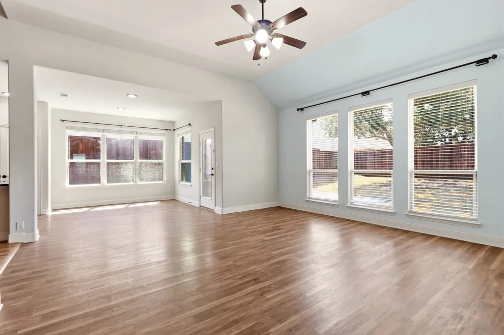 8308 Spitfire Trail Aubrey, TX 76227