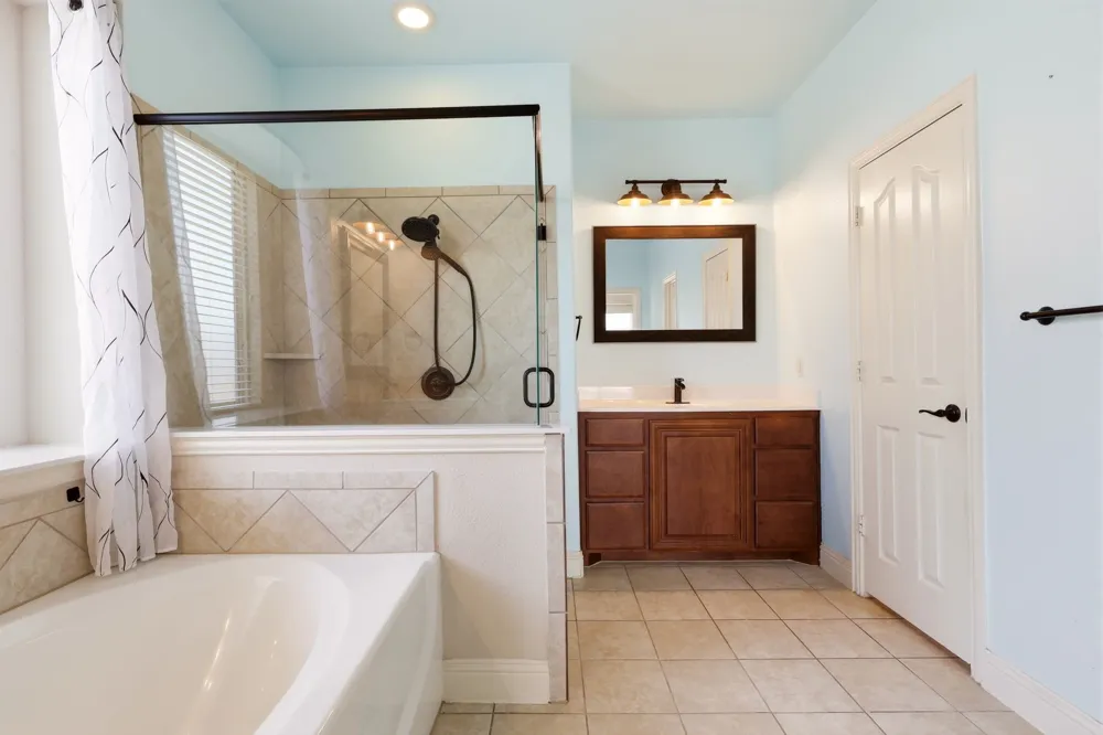 8308 Spitfire Trail Aubrey, TX 76227