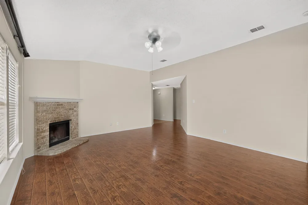 1629 Thornhill Lane Little Elm, TX 75068