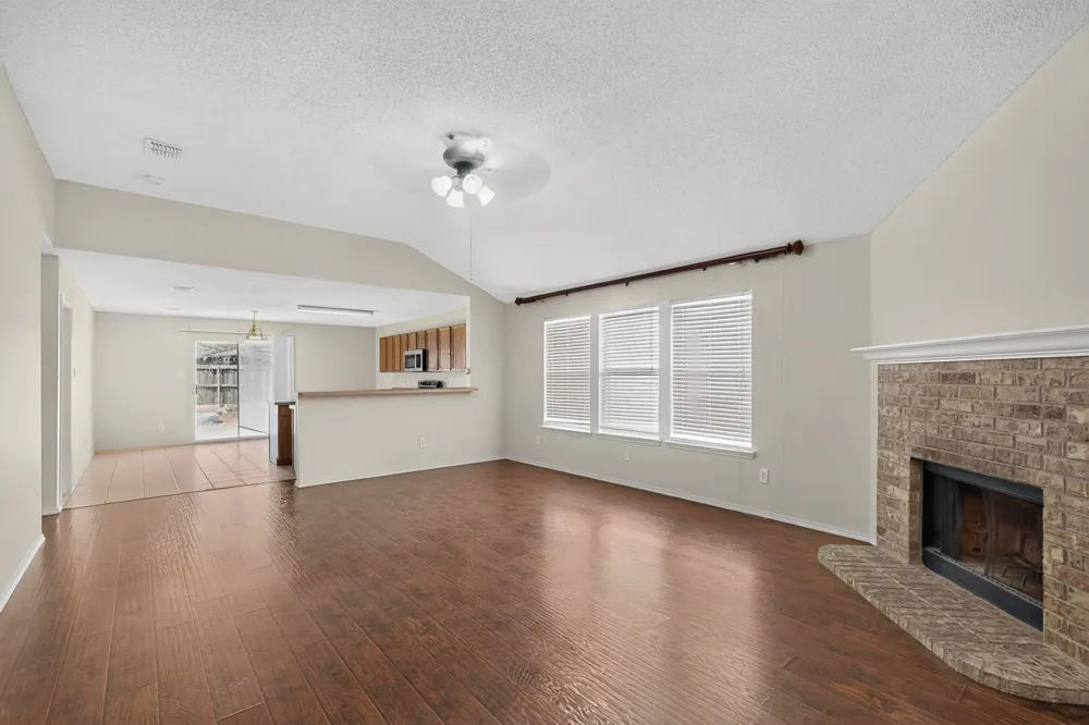 1629 Thornhill Lane Little Elm, TX 75068