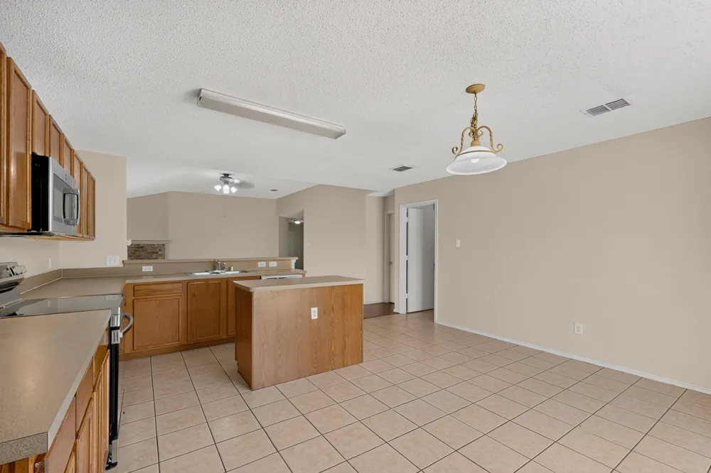 1629 Thornhill Lane Little Elm, TX 75068