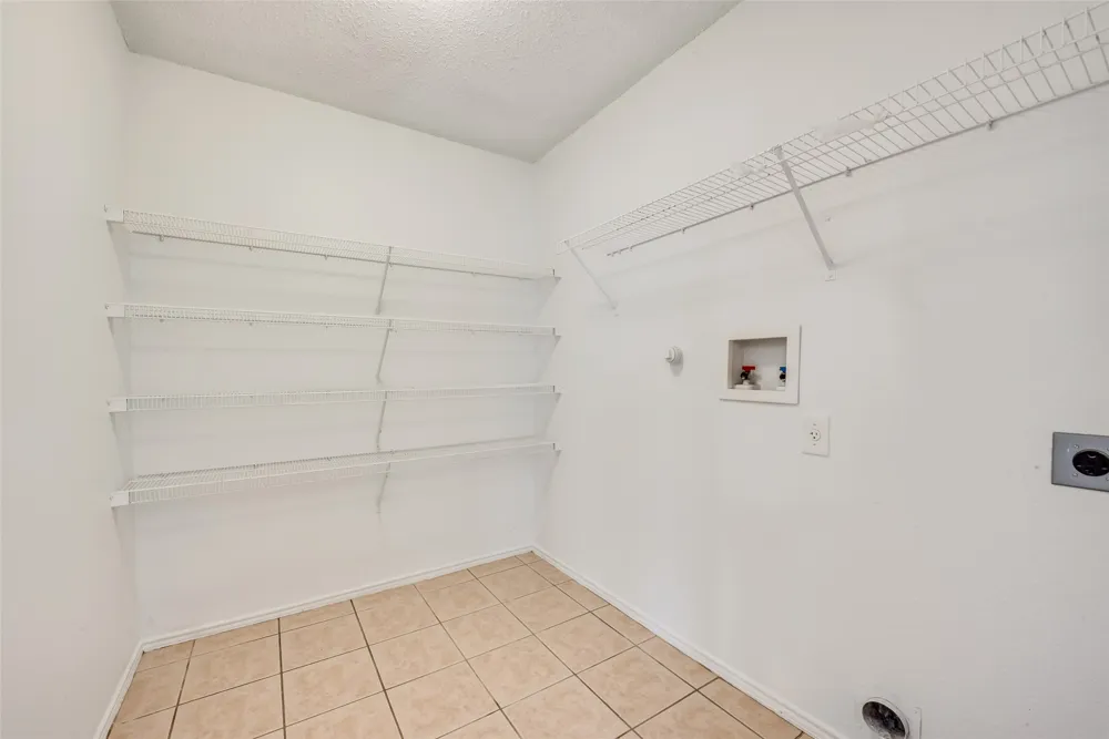 1629 Thornhill Lane Little Elm, TX 75068