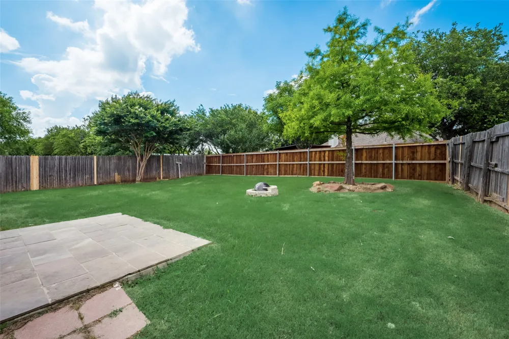 1629 Thornhill Lane Little Elm, TX 75068