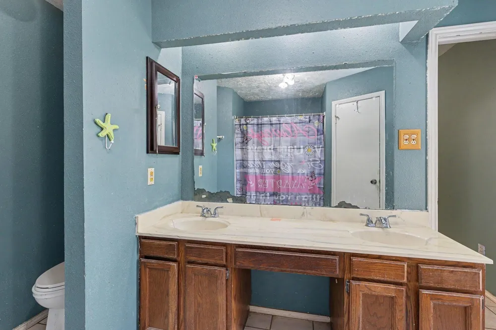 22122 Meadowhill Drive Spring, TX 77389