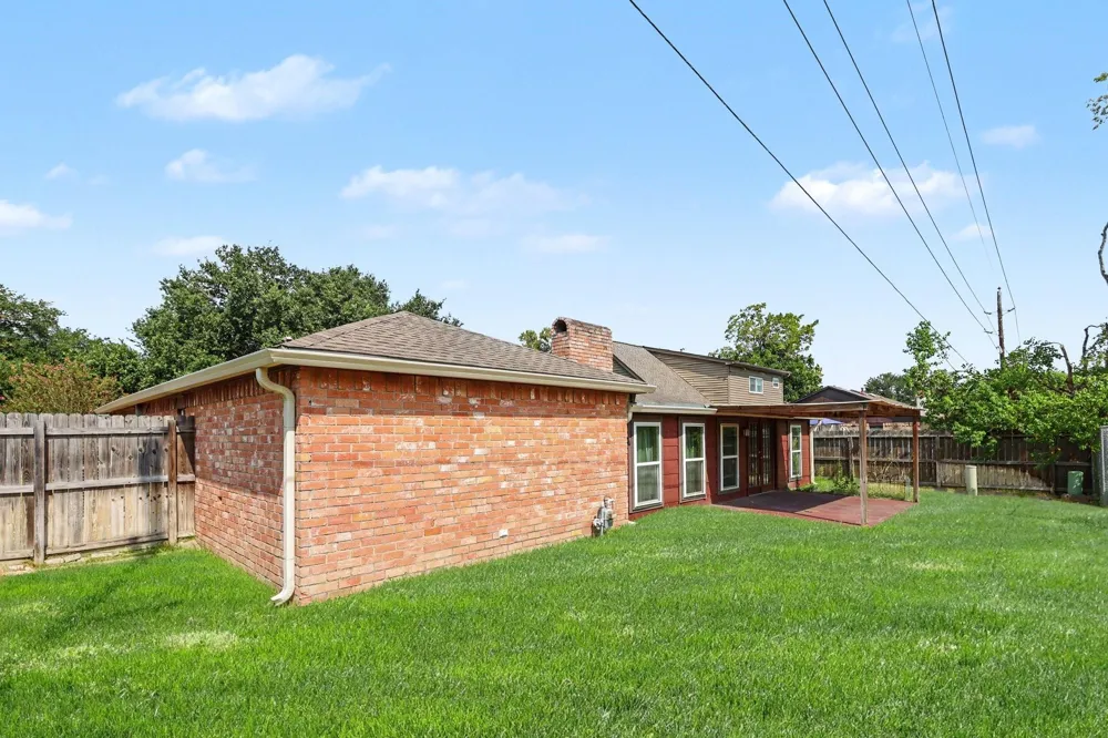 22122 Meadowhill Drive Spring, TX 77389