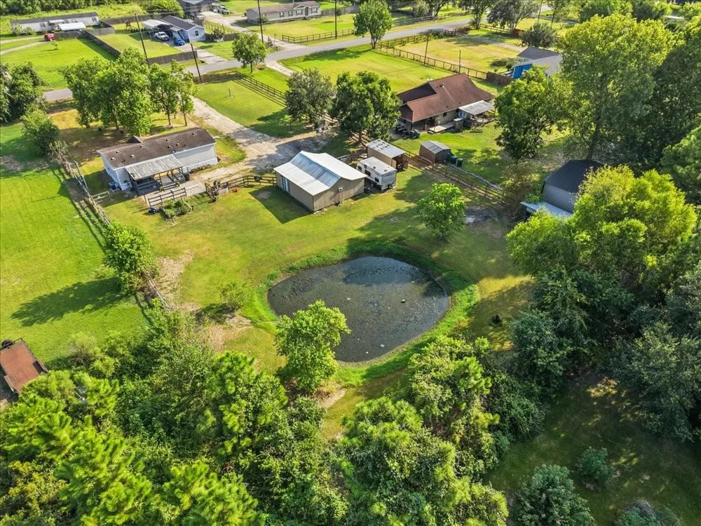 12717 33rd Street Santa Fe, TX 77510