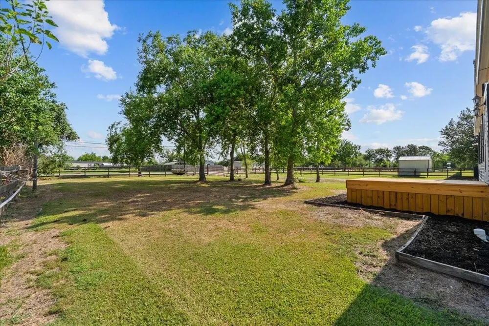 12717 33rd Street Santa Fe, TX 77510