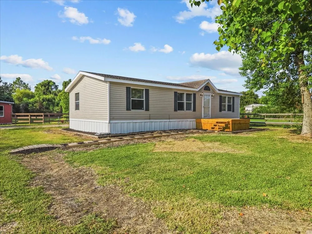 12717 33rd Street Santa Fe, TX 77510