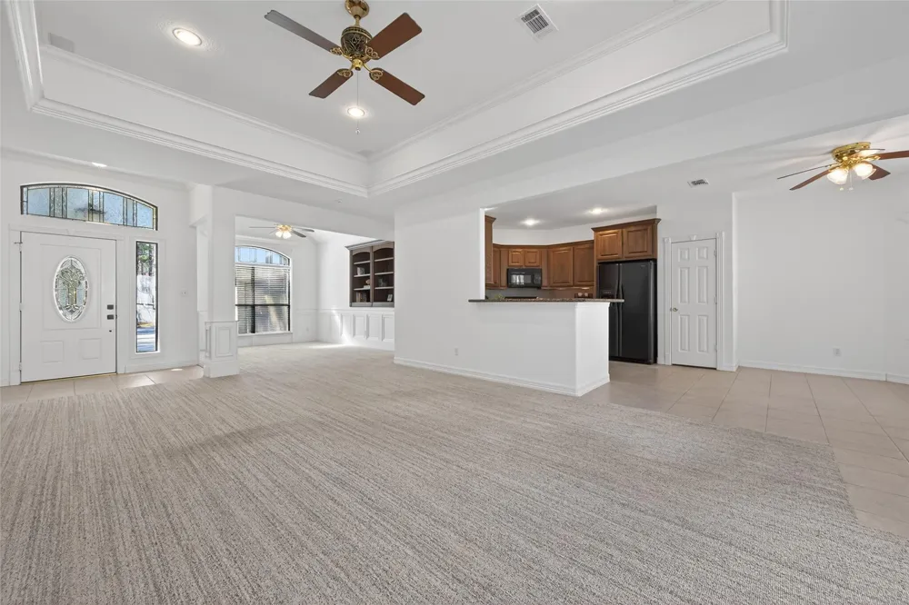 5030 Highland Pass Montgomery, TX 77316