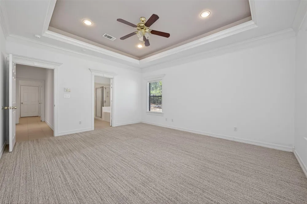 5030 Highland Pass Montgomery, TX 77316