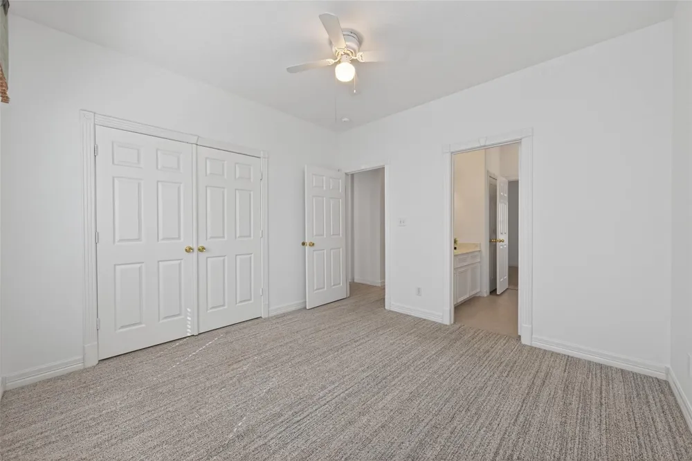 5030 Highland Pass Montgomery, TX 77316