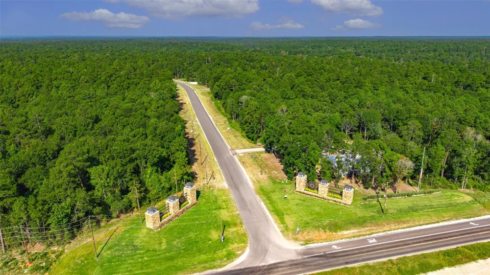 101 Longfellow Road New Waverly, TX 77358