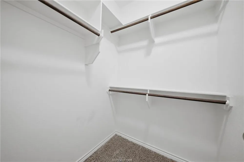 407 Kate Lane College Station, TX 77845