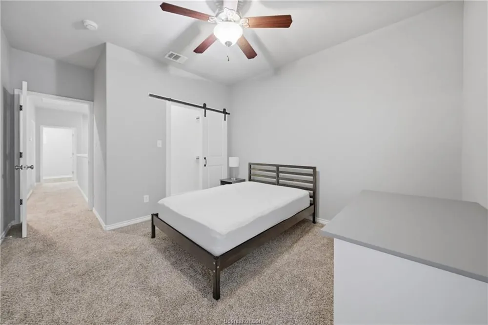 407 Kate Lane College Station, TX 77845