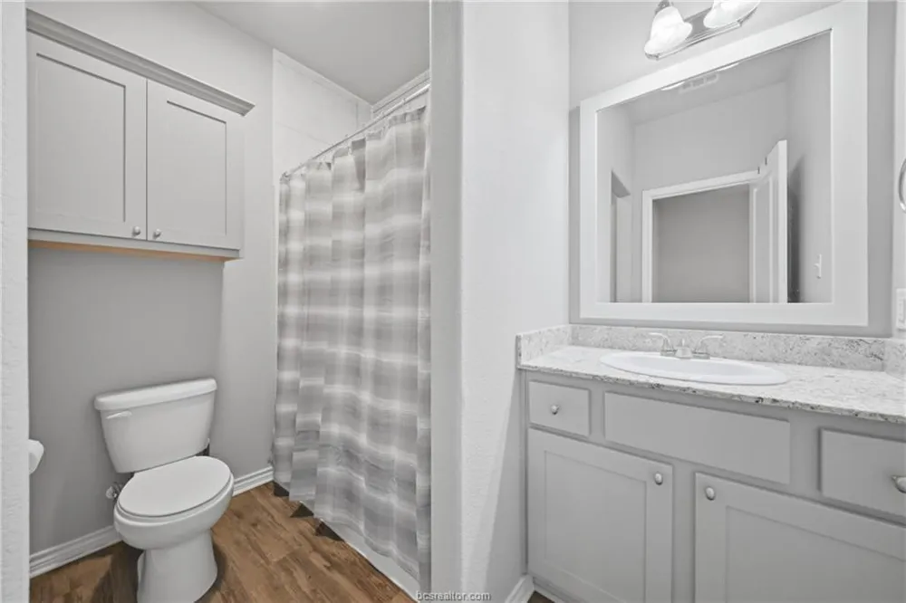 407 Kate Lane College Station, TX 77845