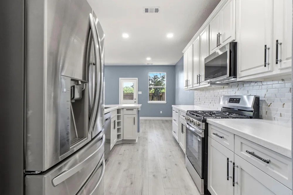 238 Drake Run Lane Dickinson, TX 77539