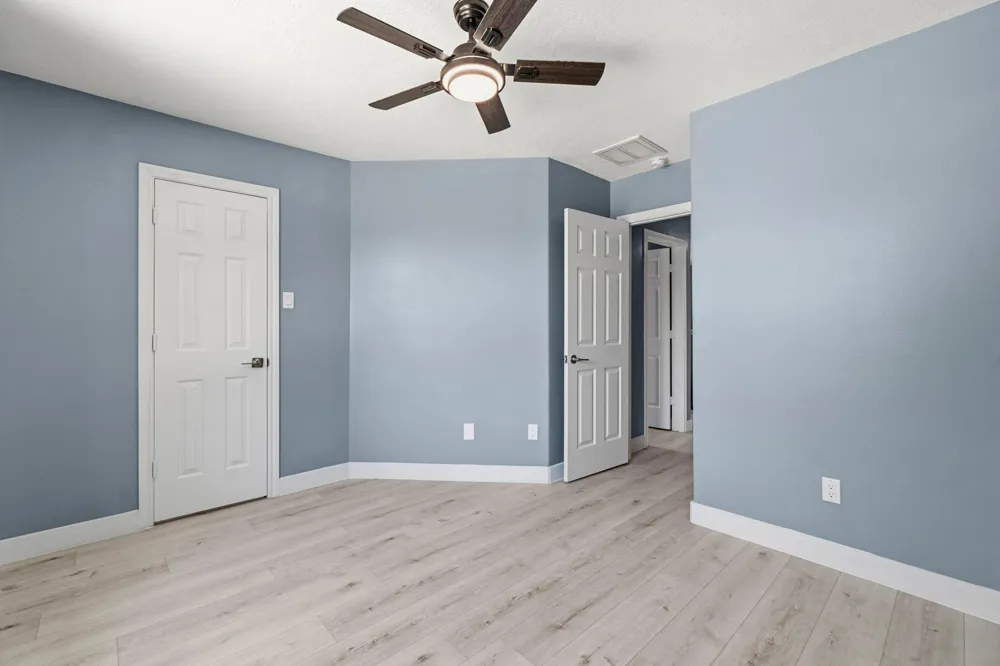 238 Drake Run Lane Dickinson, TX 77539