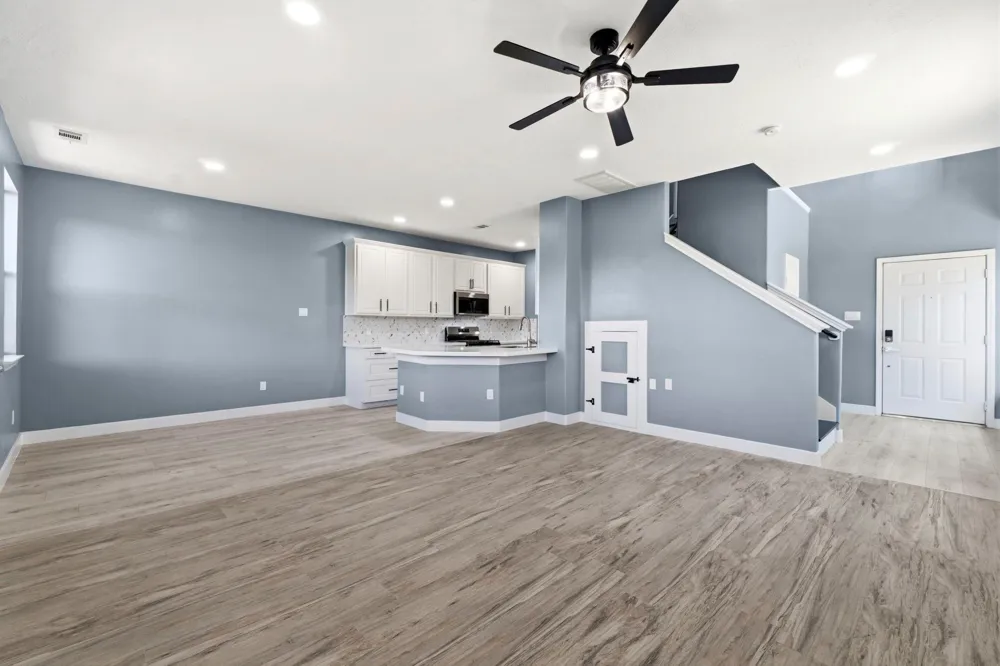238 Drake Run Lane Dickinson, TX 77539