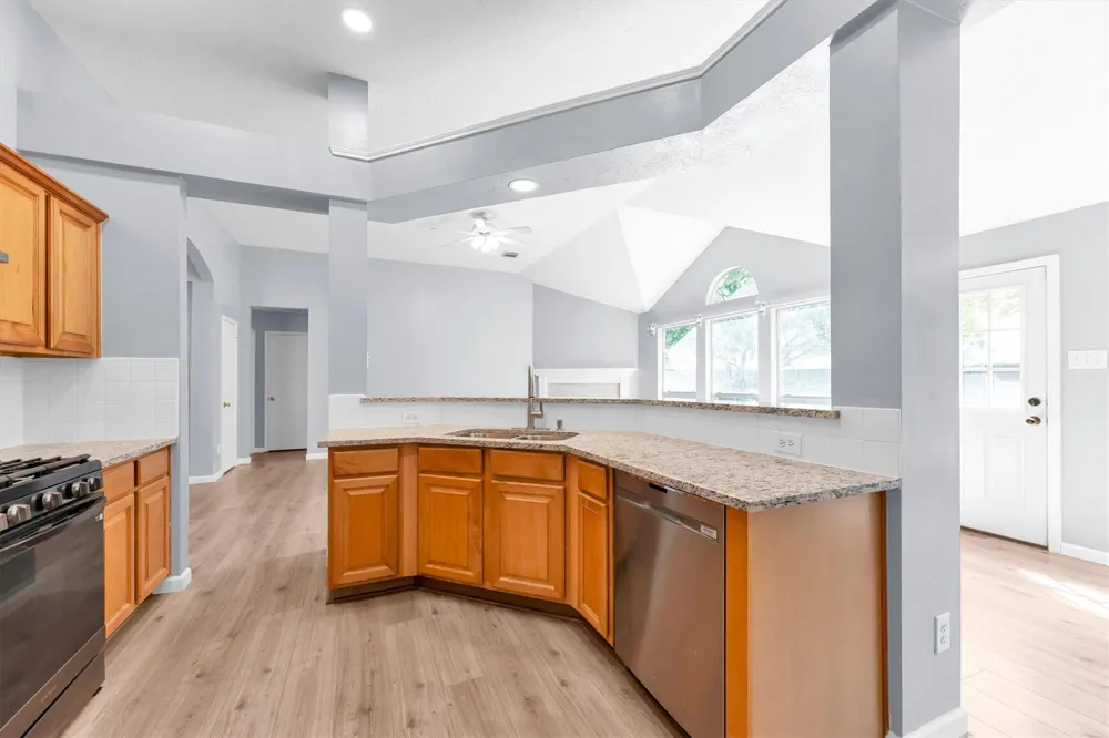 11623 Gila Bend Lane Tomball, TX 77377