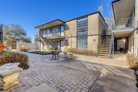 513 Ridge Street #3