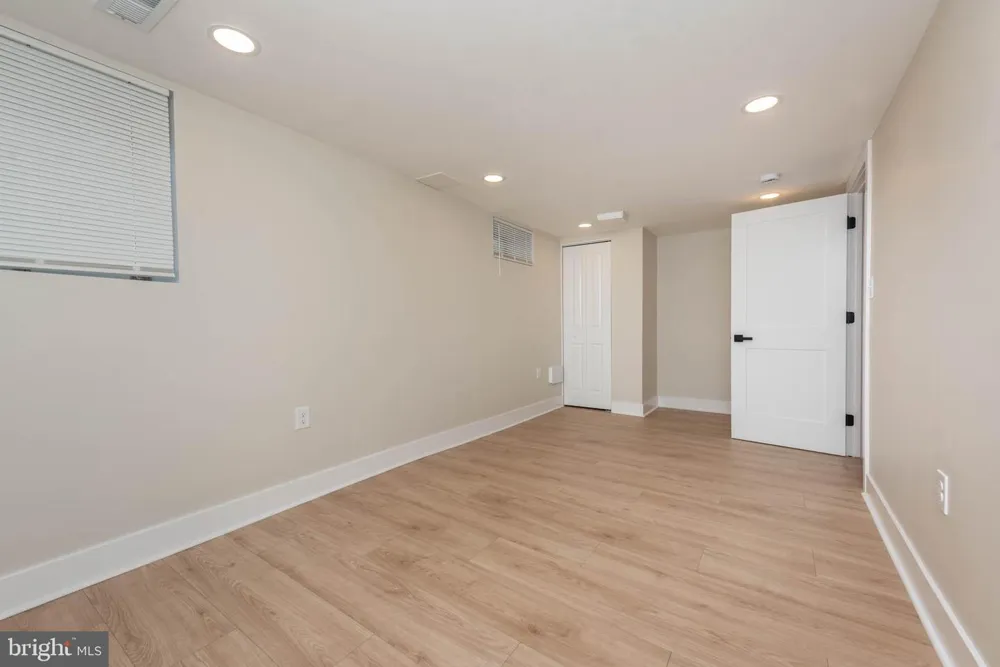 1406 GLENWILDE ROAD Baltimore, MD 21228