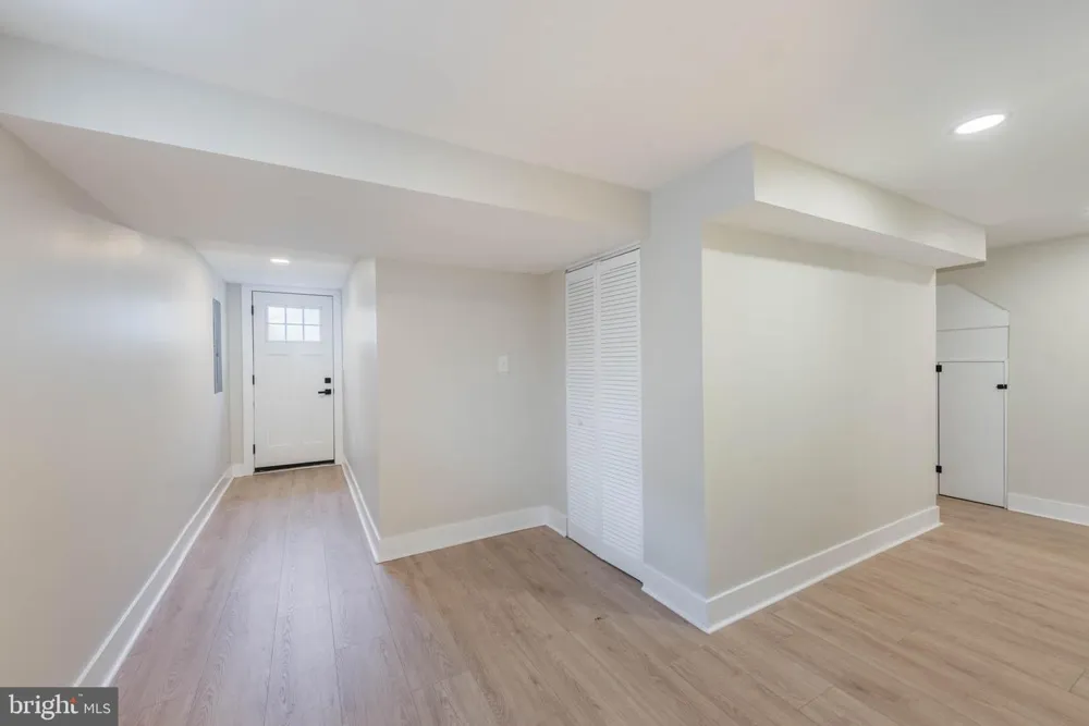 1406 GLENWILDE ROAD Baltimore, MD 21228